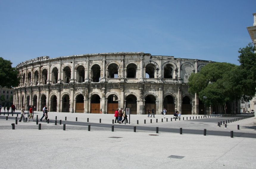 Außenansicht des Amphitheater von Nîmes